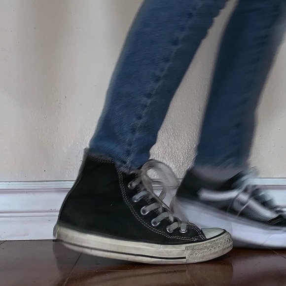 Converse - Picture 4 of 7